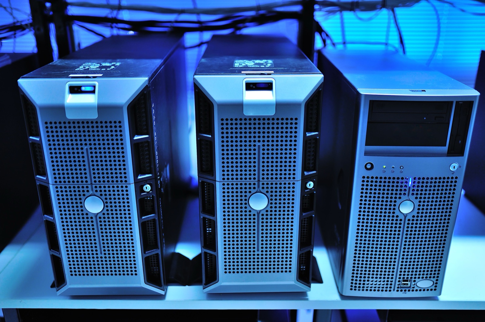 Laptops and computer hardware